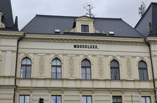 Komenského alej: škola
