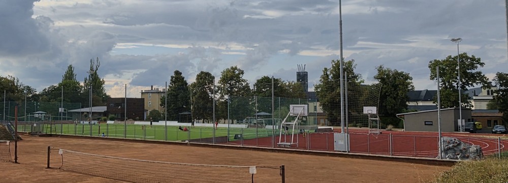 ZŠ Komenského alej Žatec Sportoviště za školou